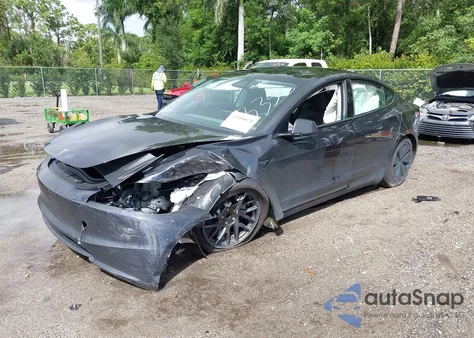 2025 Tesla Model 3 Long Range Rear-Wheel Drive из США, поврежденный, VIN 5YJ3E1EA3SF951335